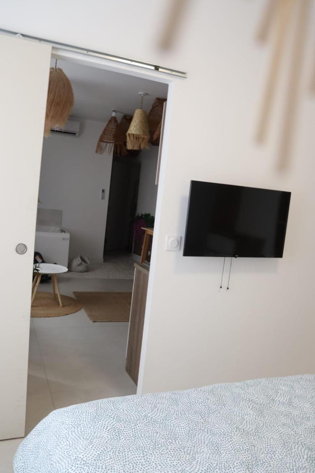Loveroom Mykonos Avec Balneotherapie * Toulon