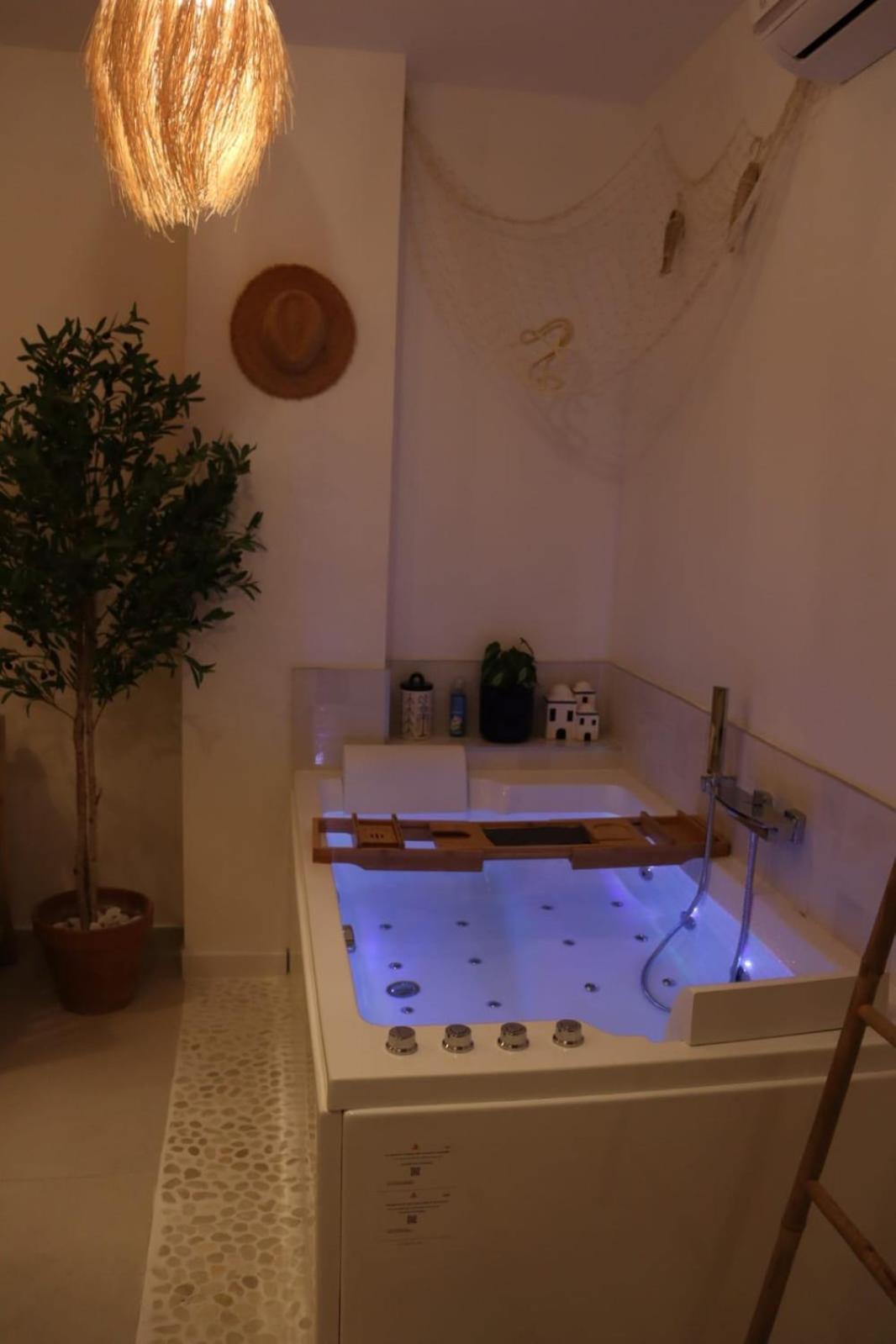 Loveroom Mykonos Avec Balneotherapie Toulon